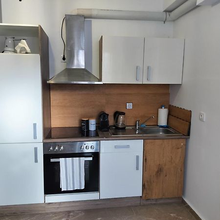 Cozy Central Flat In Pyrgos Near Olympia Rum bild